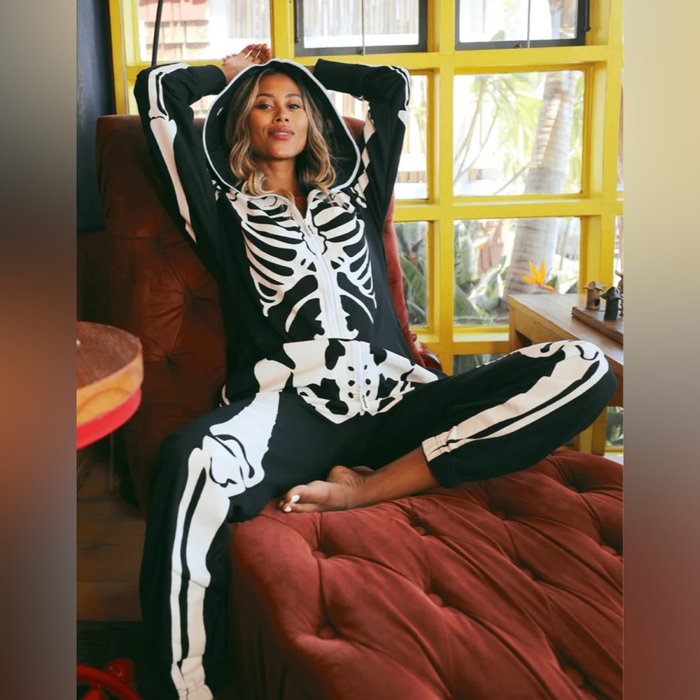 💀New! Tipsy Elves Unisex Skeleton Thick Onesie - Picture 3 of 16